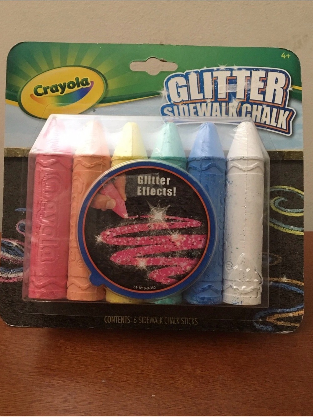 Crayola Glitter Sidewalk Chalk, Assorted Colors, 6 Sticks